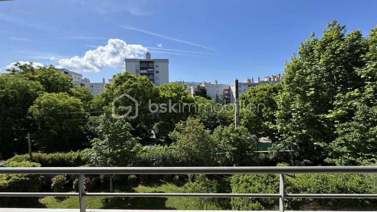 Appartement à MARSEILLE-12E
