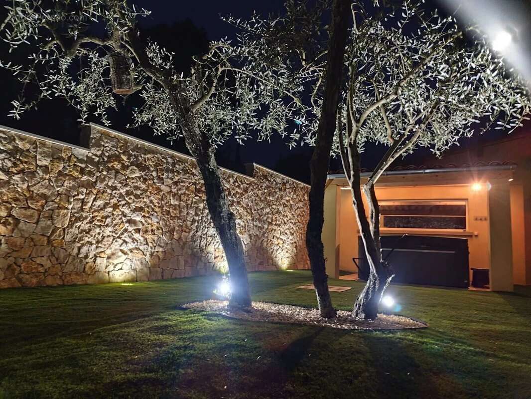 Maison à PEYMEINADE