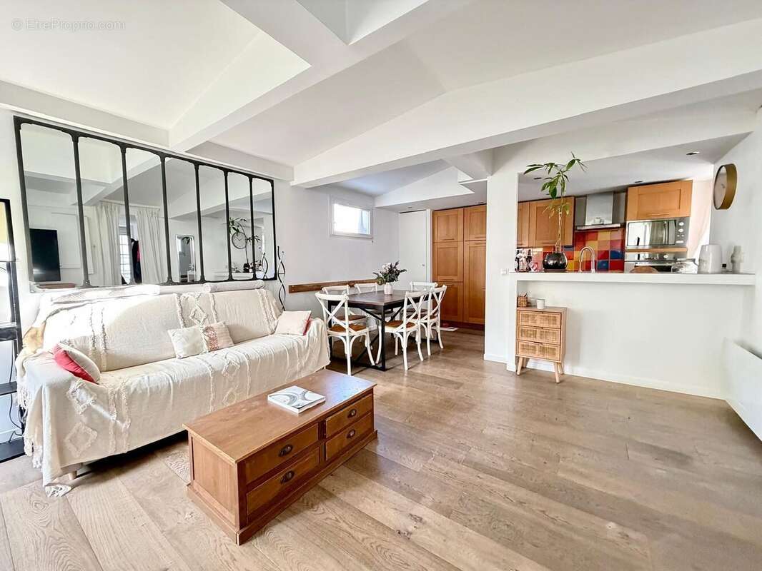 Appartement à ASNIERES-SUR-SEINE
