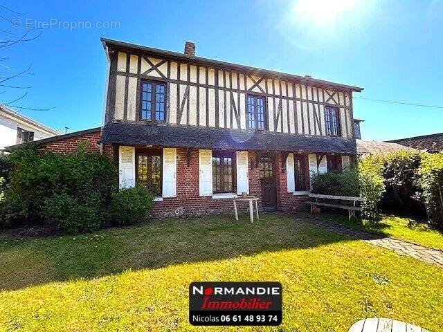 Maison à LILLEBONNE