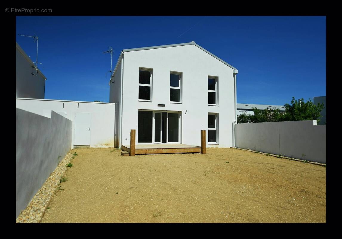 Maison à PERIGNY