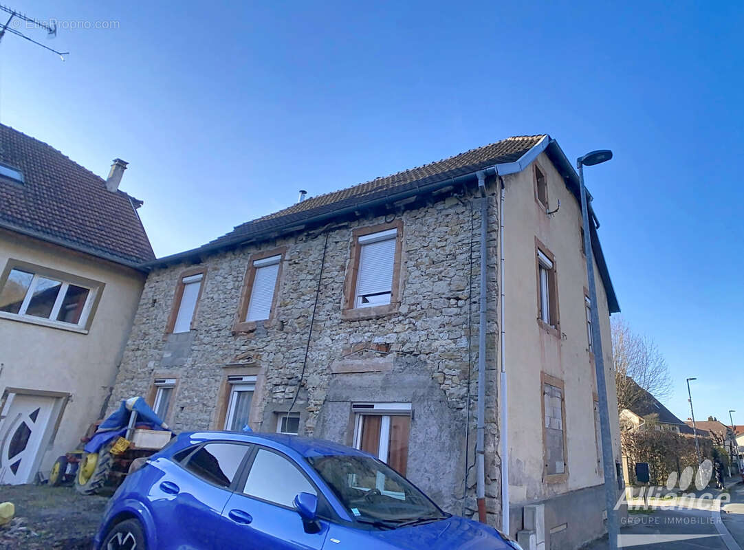 Appartement à MEZIRE