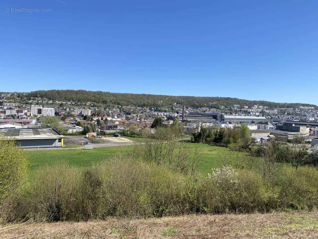 Terrain à DEVILLE-LES-ROUEN