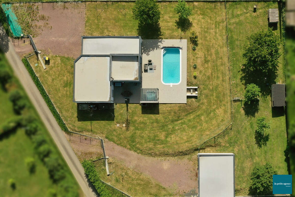 Maison à THURY-HARCOURT