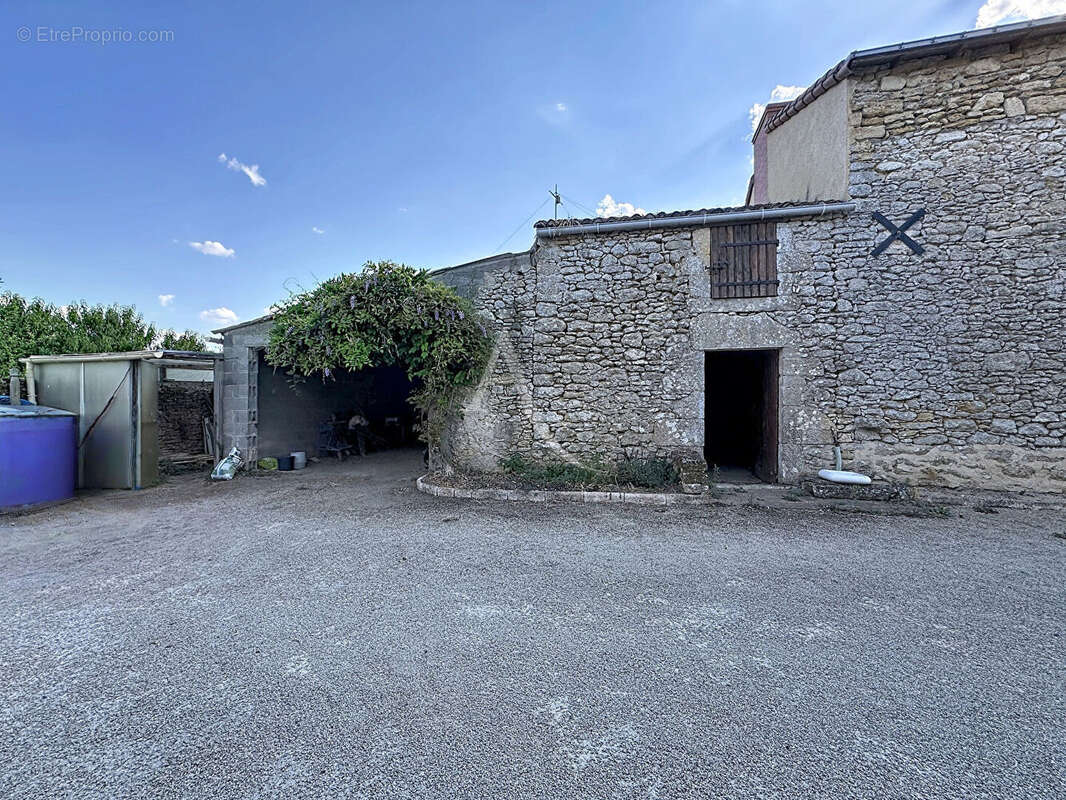 Maison Aubigne Sur Layon 6 pièce(s) 145 m2 - photo 12