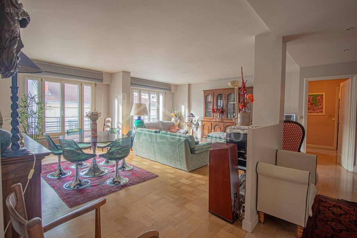 Appartement à LYON-6E