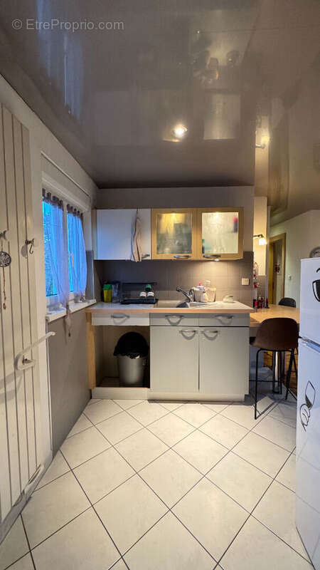 Appartement  4 pièce(s) 66.20 m² + cave , grenier et balcon - photo 6
