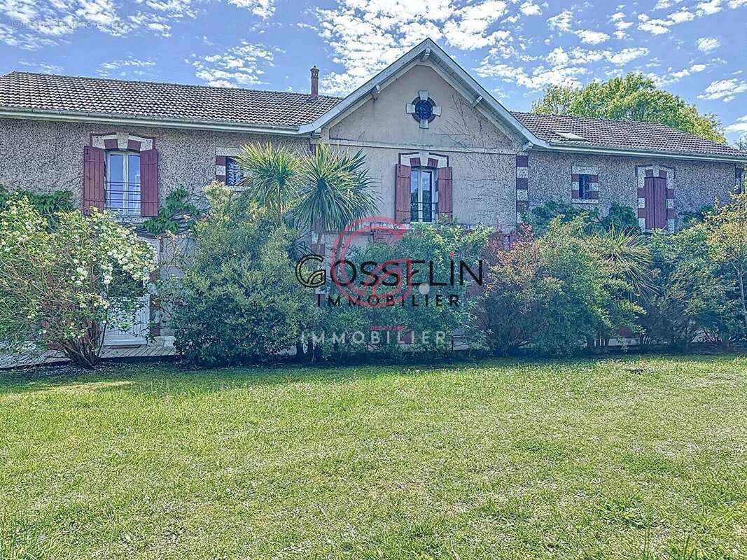 Maison à SAINT-PAUL-EN-BORN