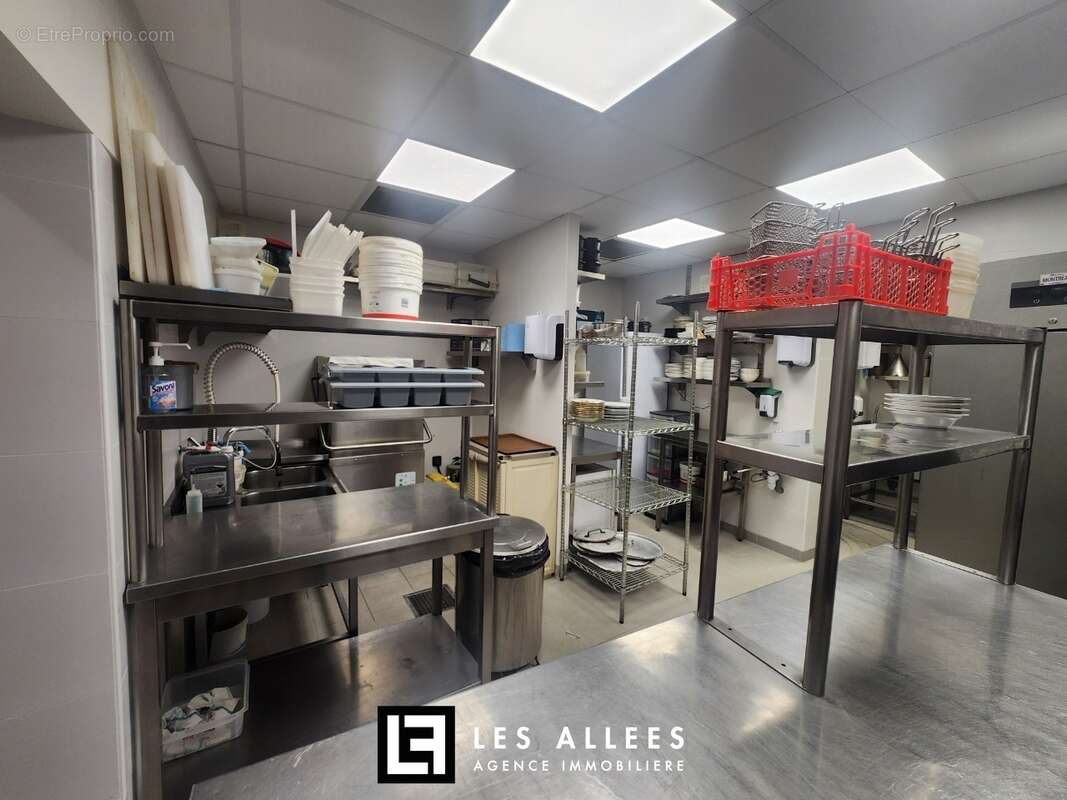 Commerce à SAINT-REMY-DE-PROVENCE