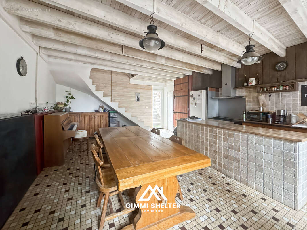 MAISON à La Sauvetat, 4 chambres, grange - photo 4
