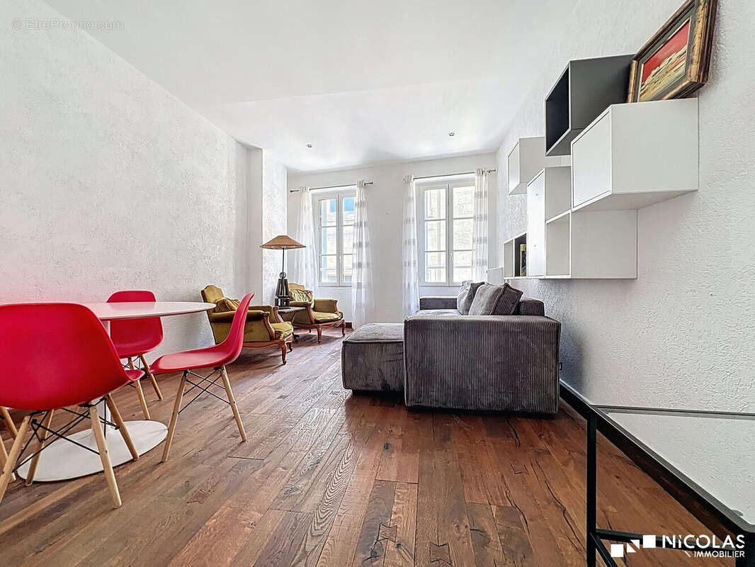 Appartement à BORDEAUX