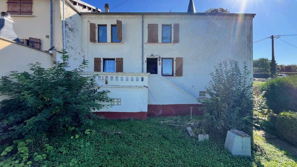 Maison à BOUZONVILLE