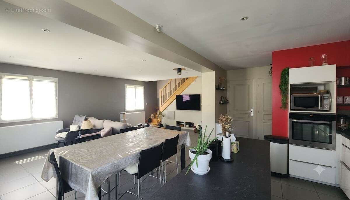 A Vendre maison individuelle - hameau proche Chilly - photo 4