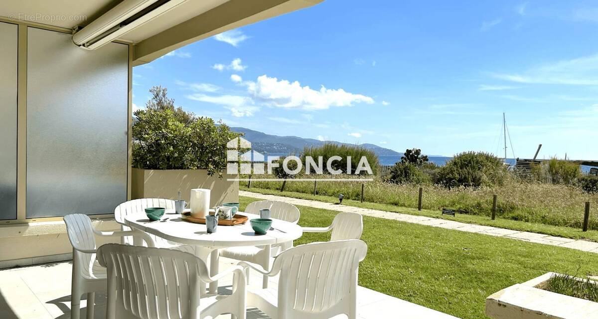 Appartement à LE LAVANDOU