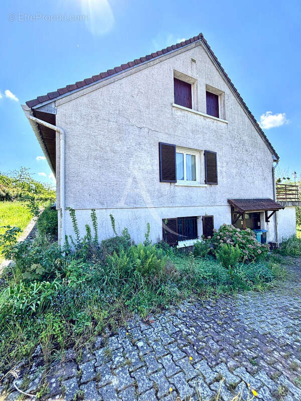 Maison Monthyon 8 pièces - 6 chambres - terrasse - sous sol - photo 6