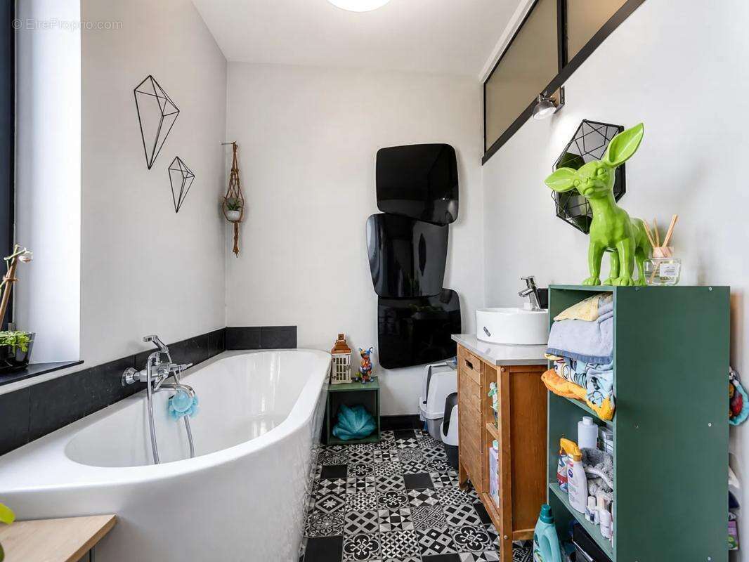 Maison de 8 pièces de 197,6 m² à Yutz - photo 10