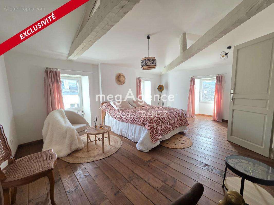 Maison cœur de ville St jean d'Angely avec garage - photo 15
