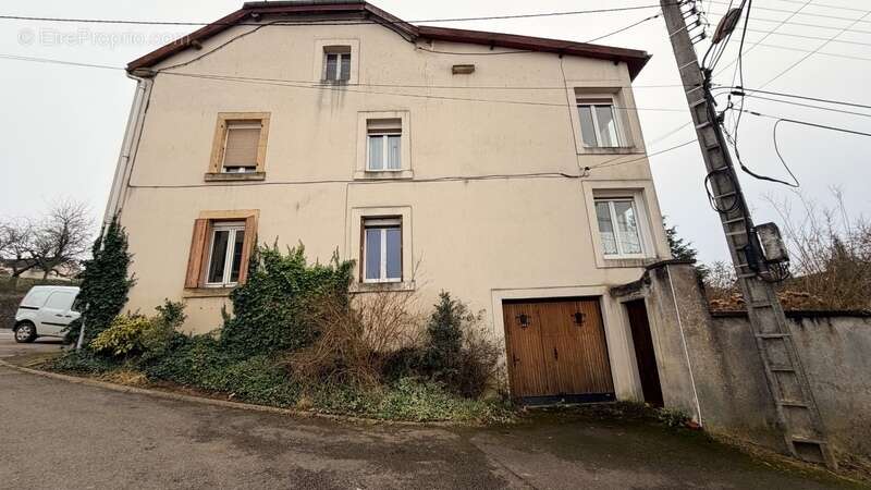 Maison à MONT-SAINT-MARTIN