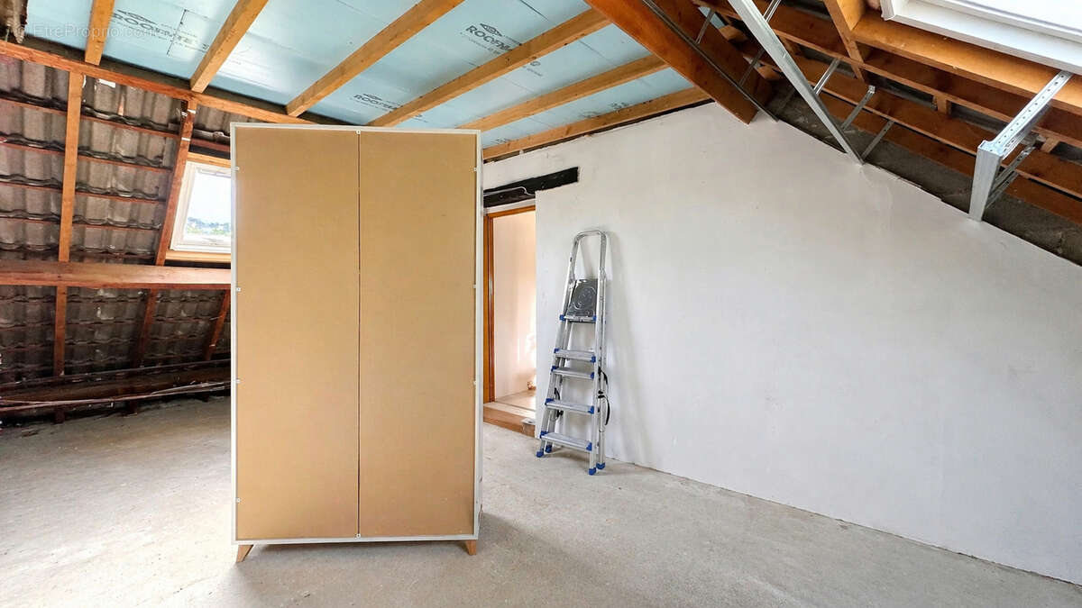 Maison à SAINT-ARNOULT-DES-BOIS