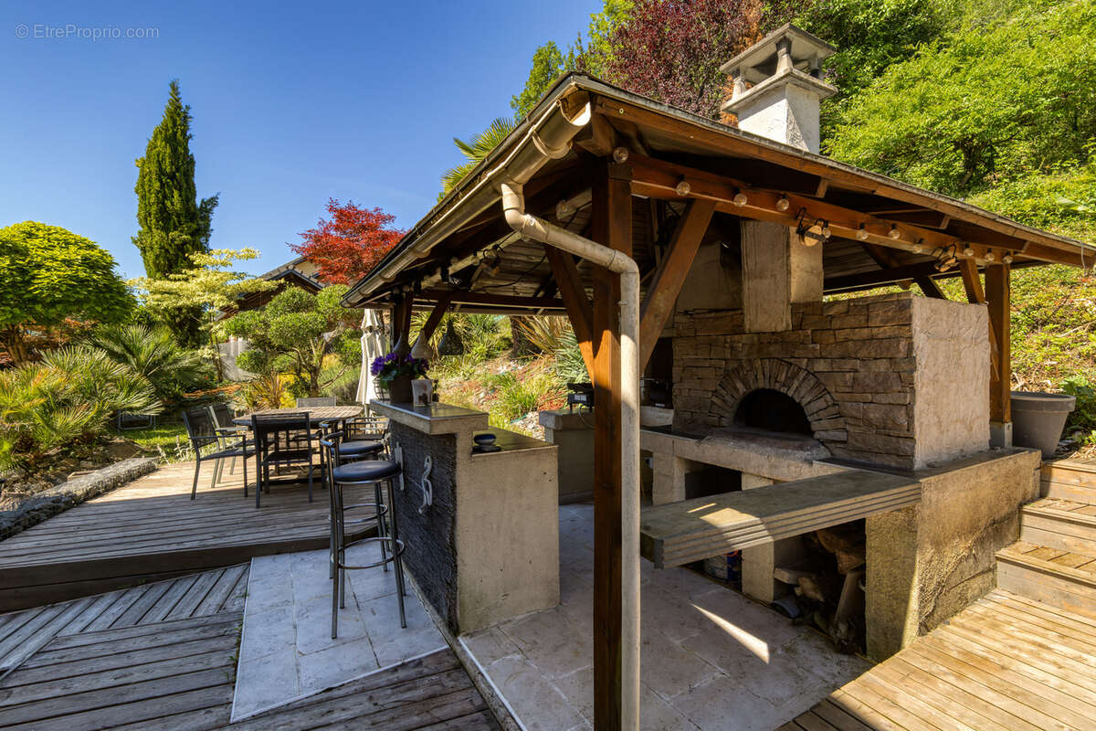 Maison à LA ROCHETTE