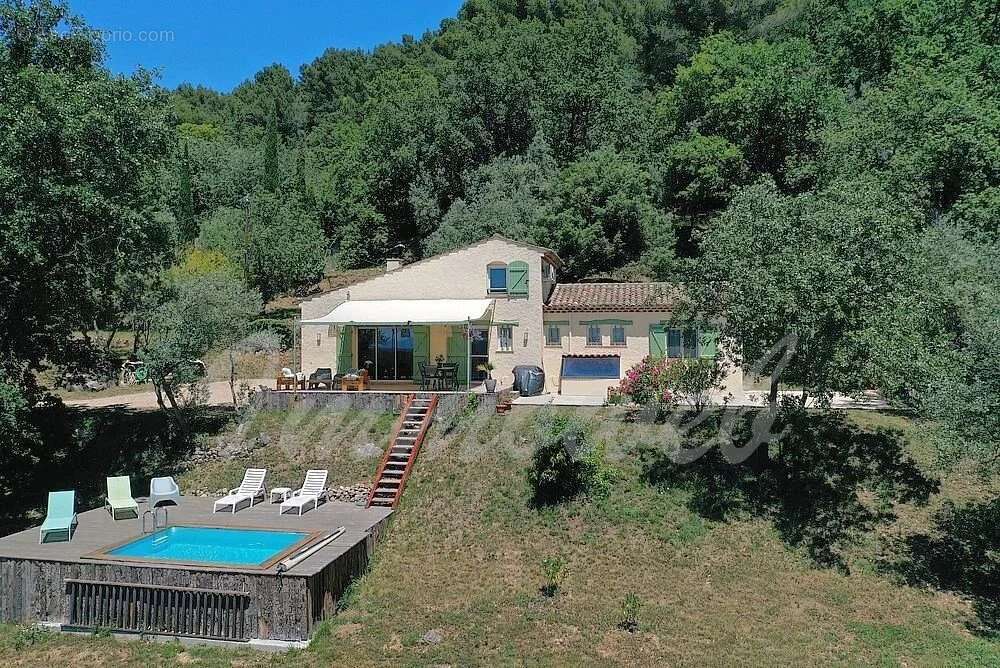 Maison à FAYENCE