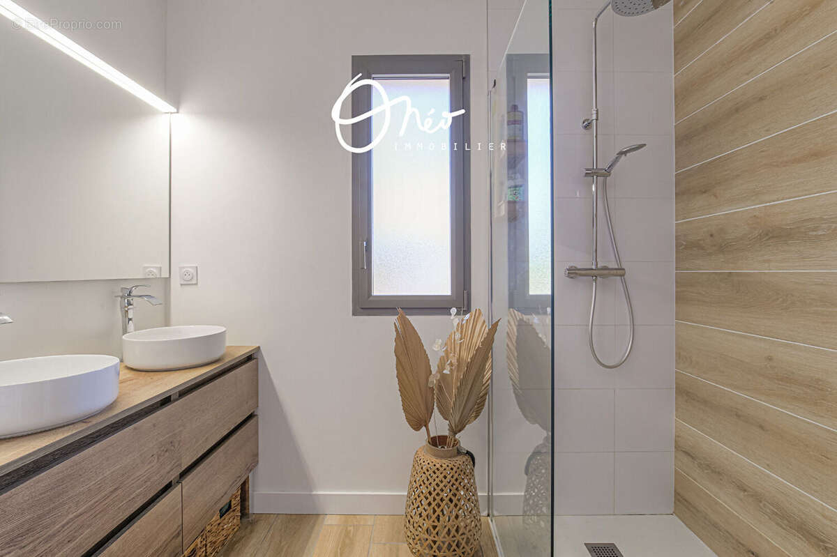 Maison à CHONAS-L&#039;AMBALLAN