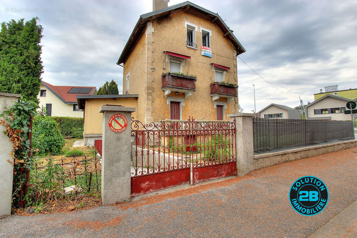 Appartement 34 m² à Aix-Les-Bains  - photo 7