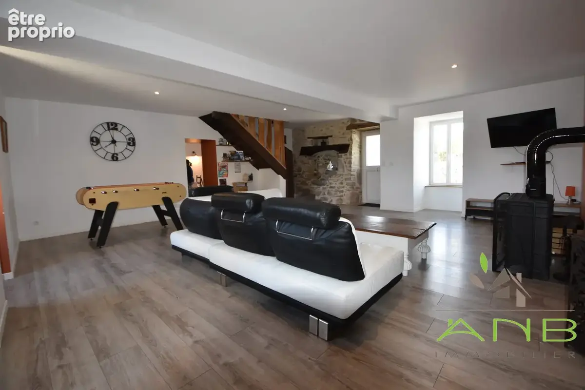 Maison 4 pièces 142 m² à vendre à Roussines (16310) - photo 6
