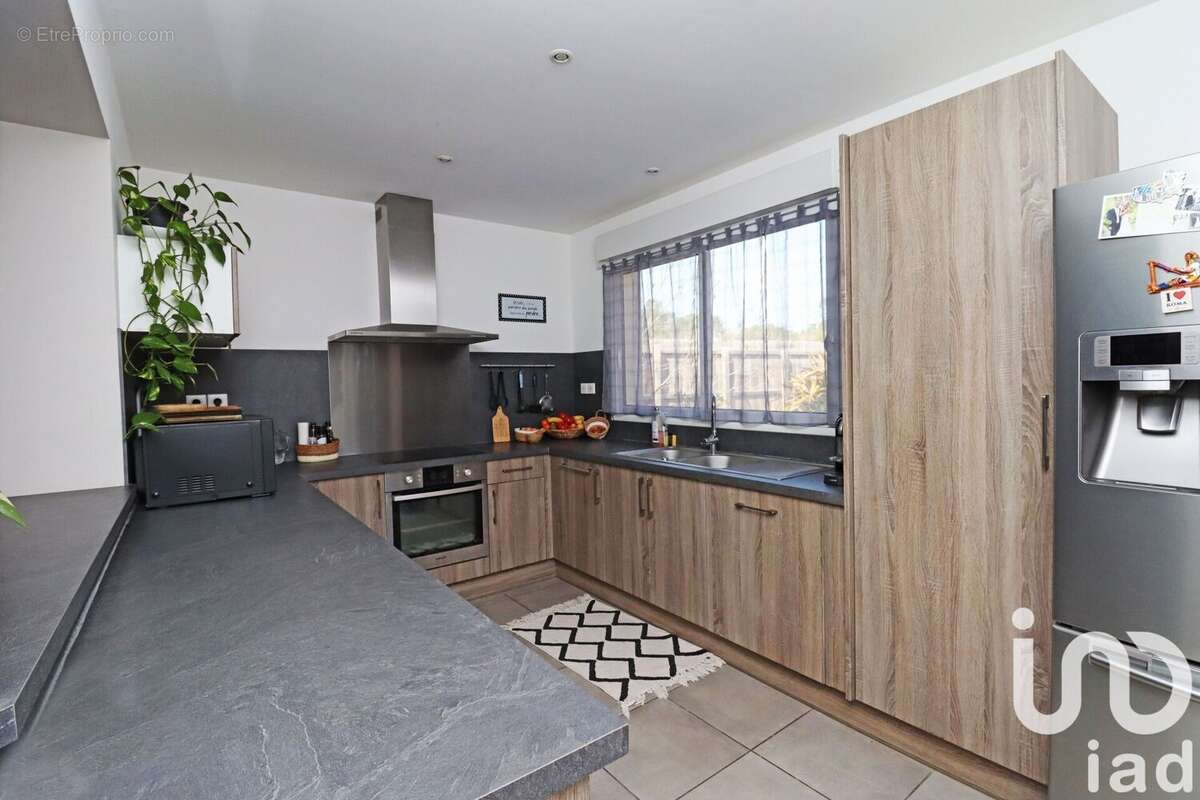 Maison 254 m² à Biscarrosse  - photo 4