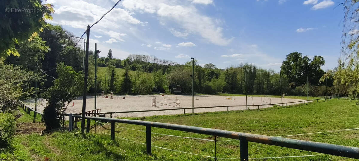 Autre à TAVERNY
