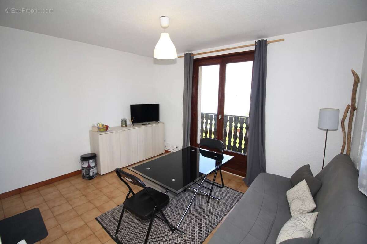 Appartement à NEUVECELLE