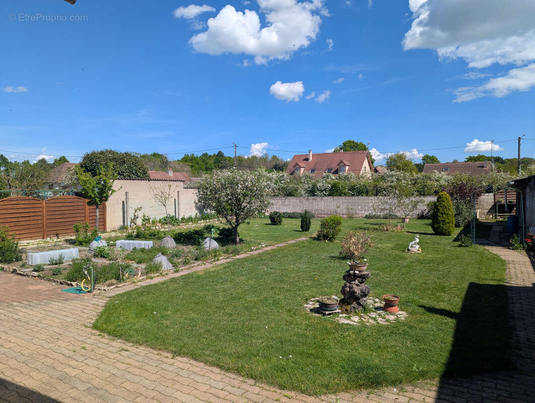Maison à CHALETTE-SUR-LOING