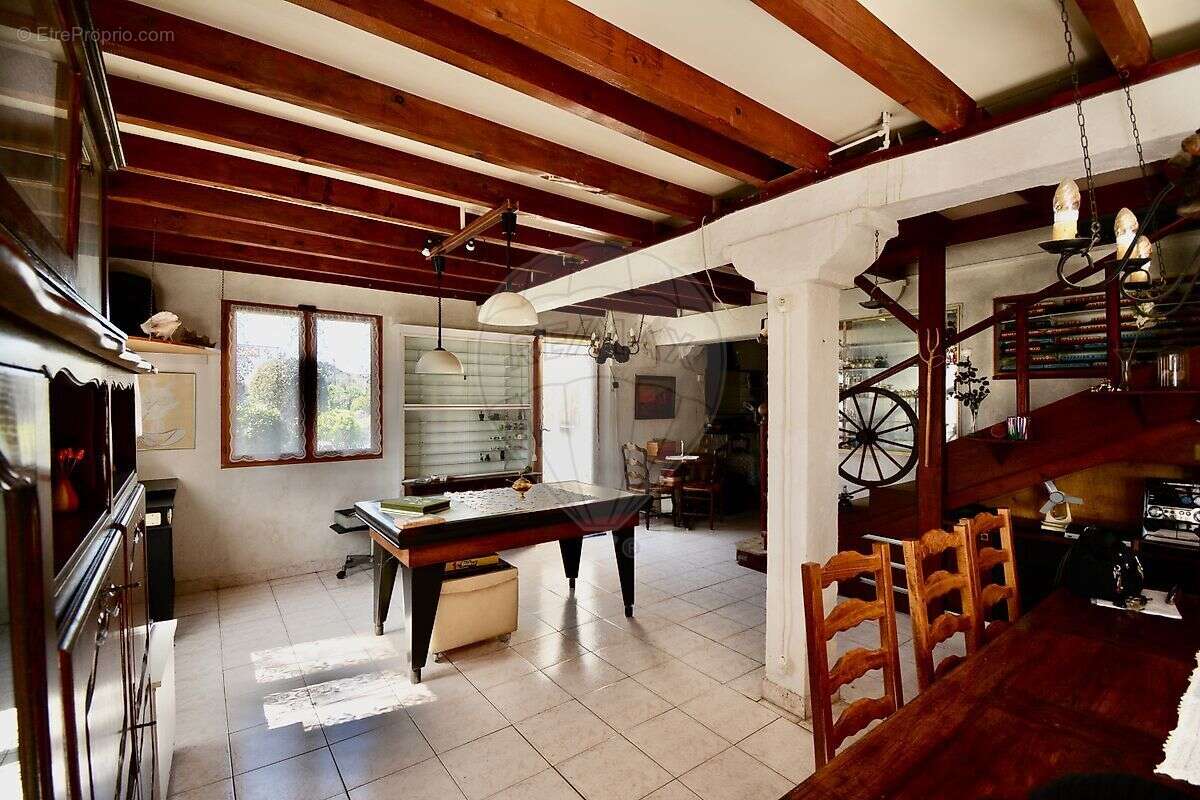 Maison à VILLENEUVE-LOUBET