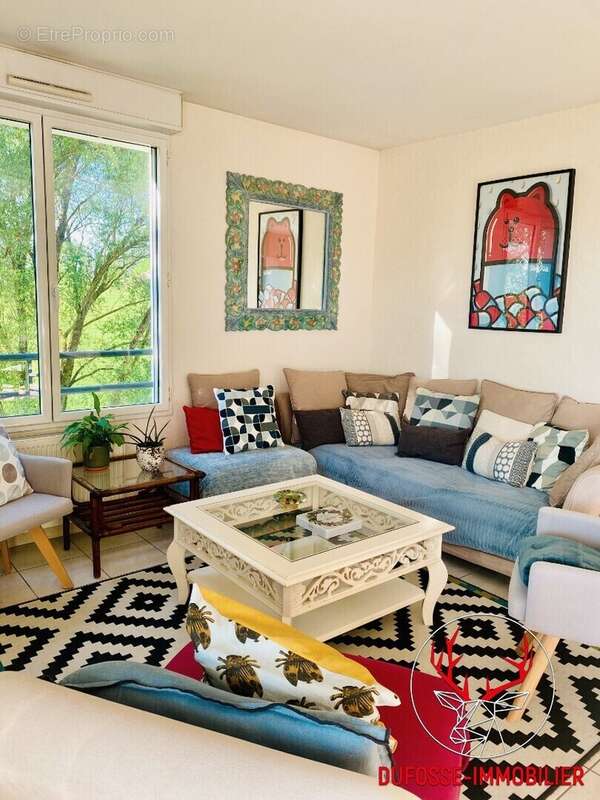Appartement à CHARBONNIERES-LES-BAINS