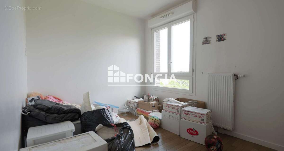 Appartement à CORBEIL-ESSONNES