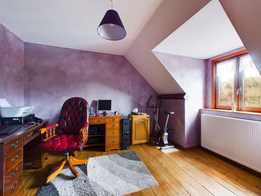 Maison à CHAMPNIERS-ET-REILHAC