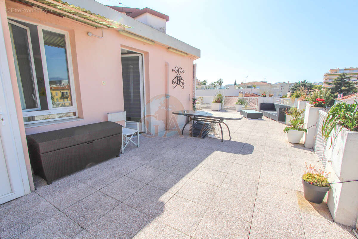 Appartement à CANNES