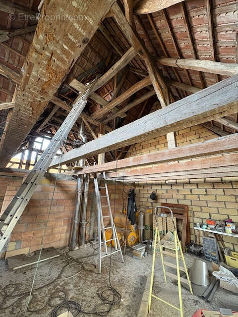 Maison à STEINBRUNN-LE-BAS