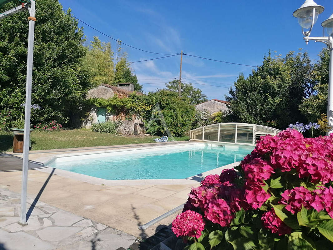 Maison à CHAILLE-LES-MARAIS