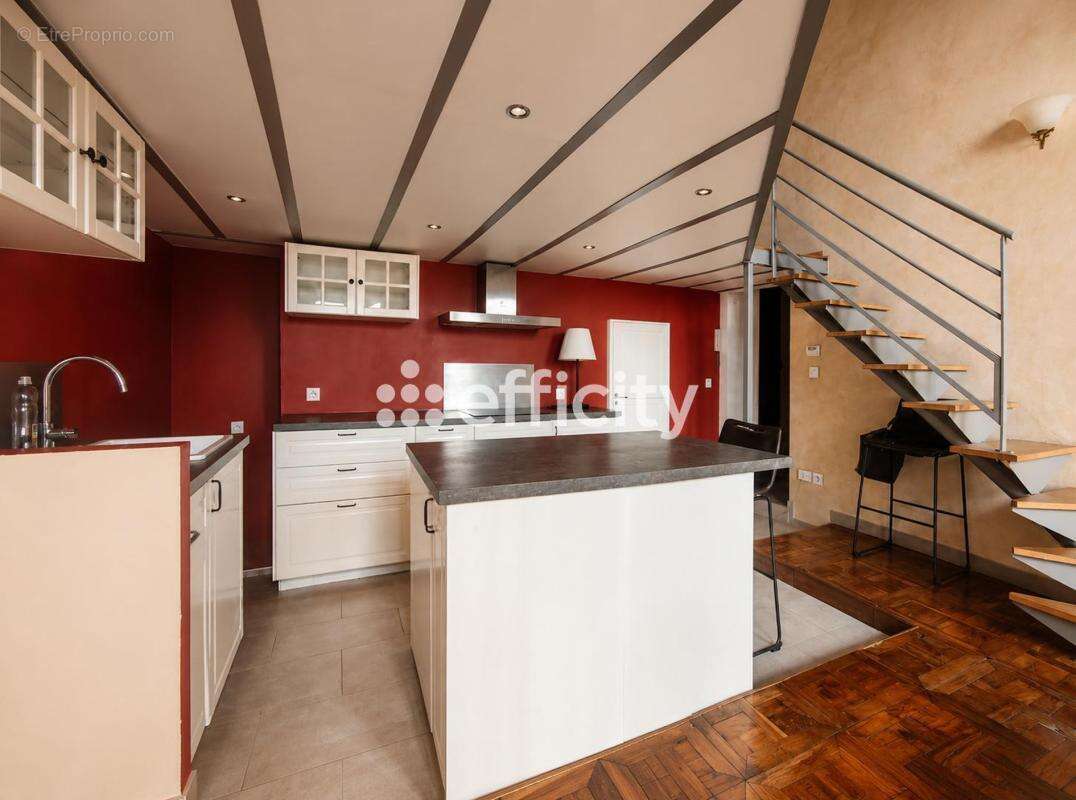 Appartement à LYON-1E
