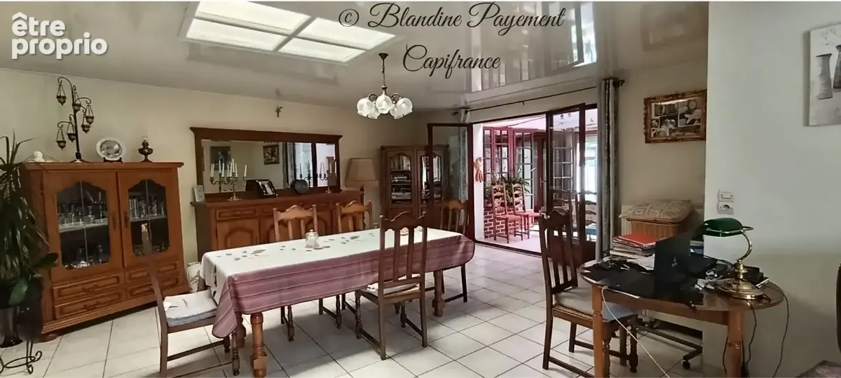  RŒUX – Maison de caractère de 150 m² avec jardin - photo 2