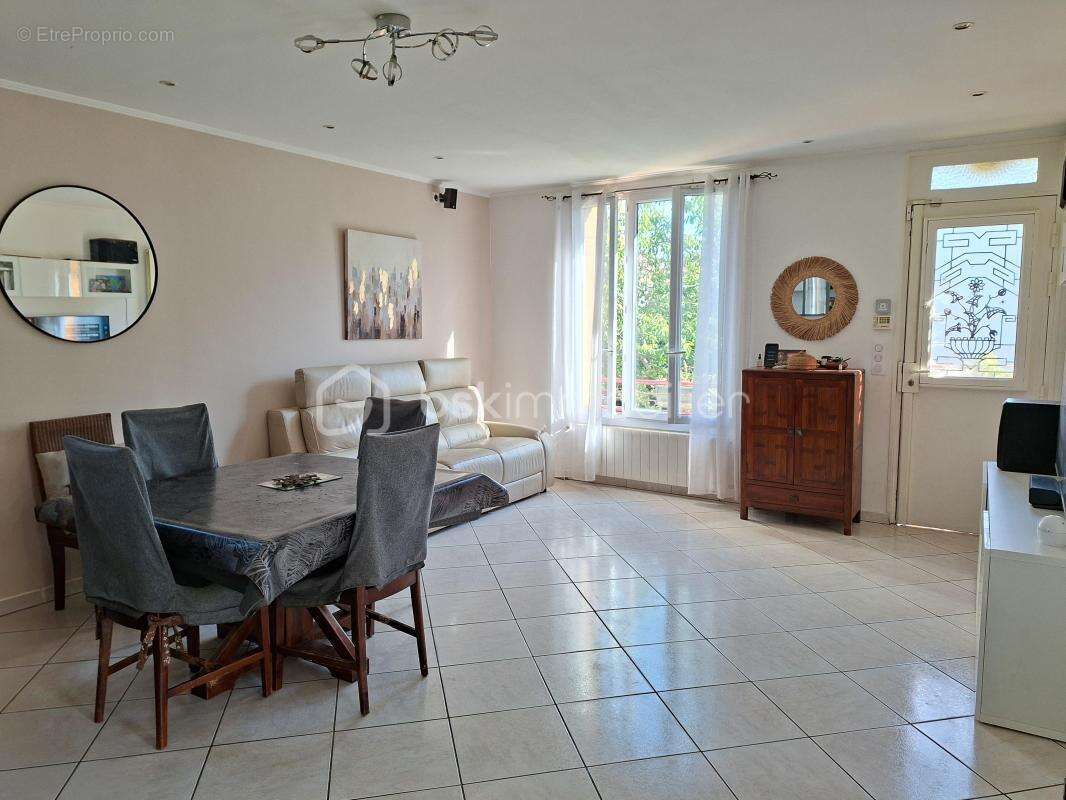 Maison à NOISY-LE-SEC