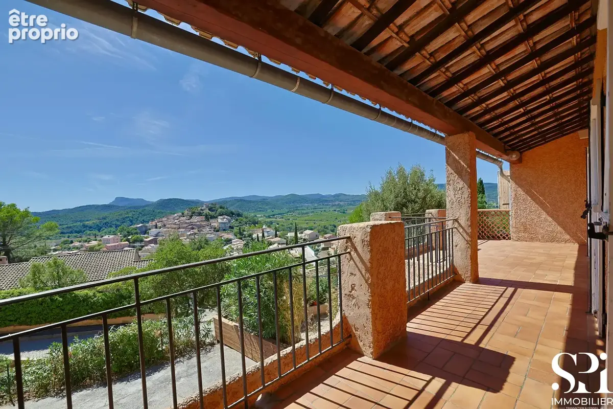 Vente maison Pierrefeu-du-Var (83)   Maison 195m2 au sol divisée 2 appartements   Terrain 1 740 m2 - photo 18