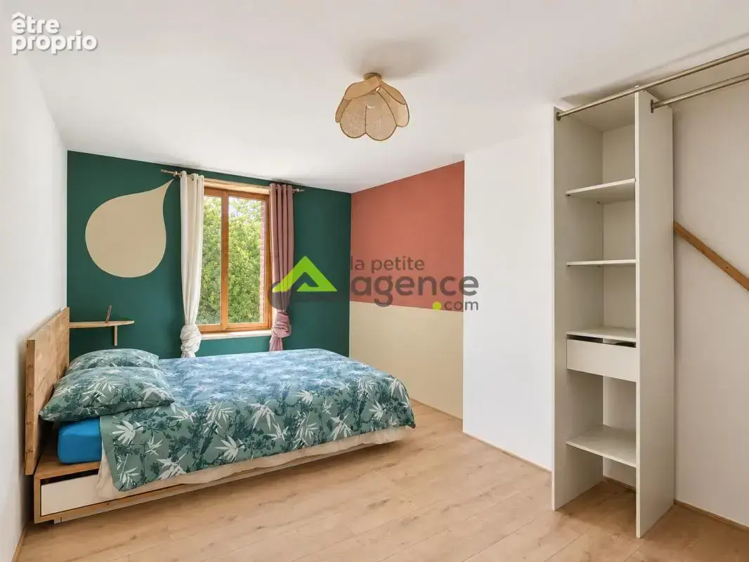 Maison de bourg de 80 m2 - jardin- bois et puits - photo 4
