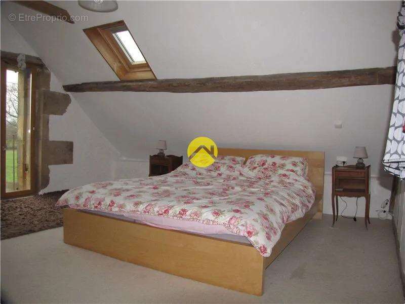 Maison à LURCY-LEVIS