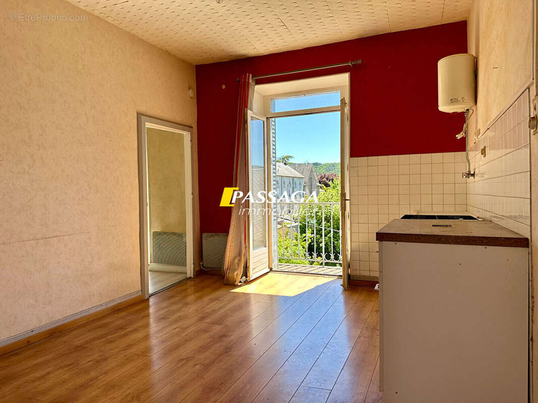 Appartement à SEVERAC-LE-CHATEAU