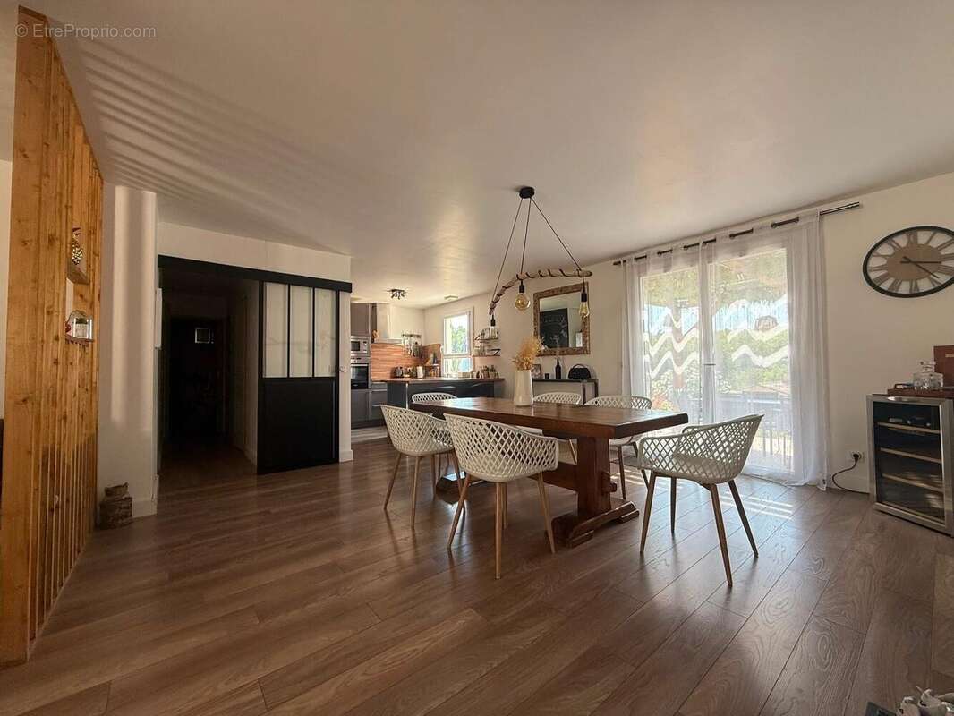 Maison 96 m² à Levens  - photo 3