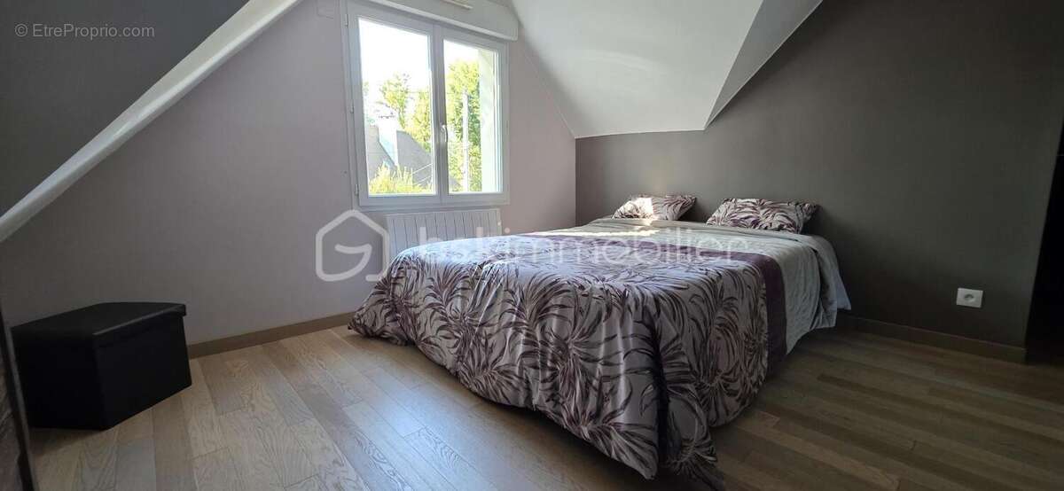 Maison à VULAINES-SUR-SEINE