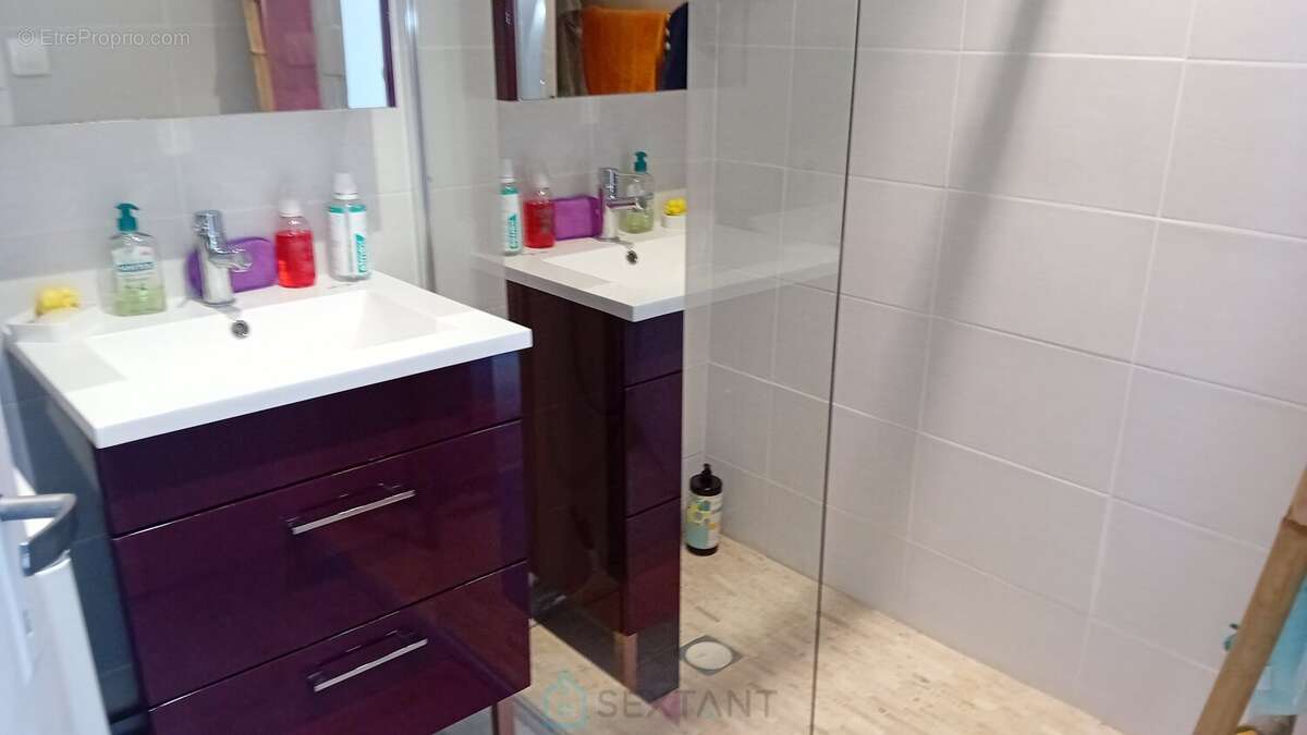 Royan Situation exeptionnelle double vue mer pour cet appartement 2 chambres - photo 12