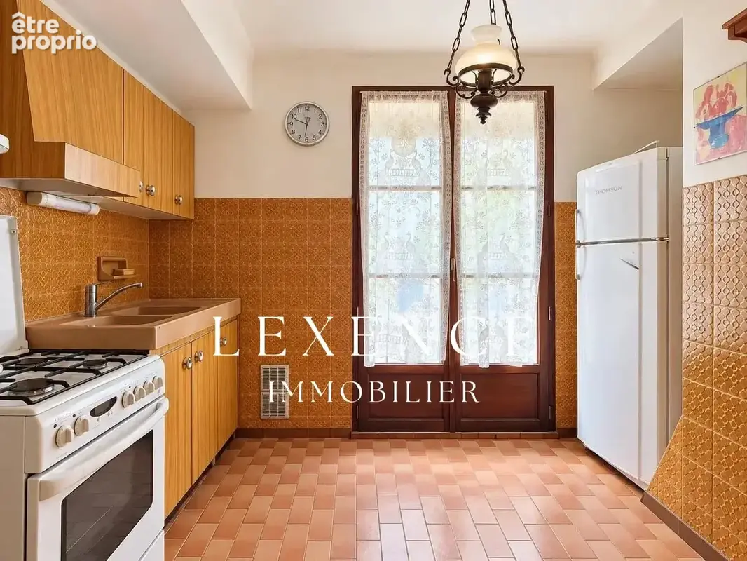 Immeuble de 135m² centre ville Mallemort - photo 25